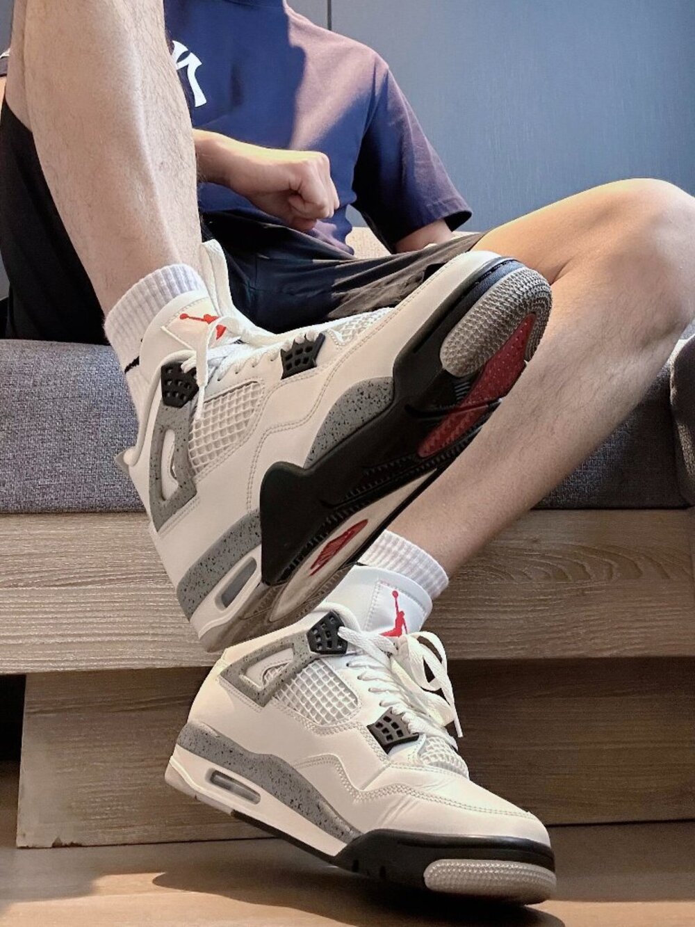 Jordan Air Jordan 4 Retro "White Cement" Men's White/Grey 2025 Retro Edition